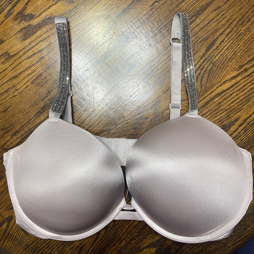 Victoria Secret Very Sexy Push-up Bra 38DD